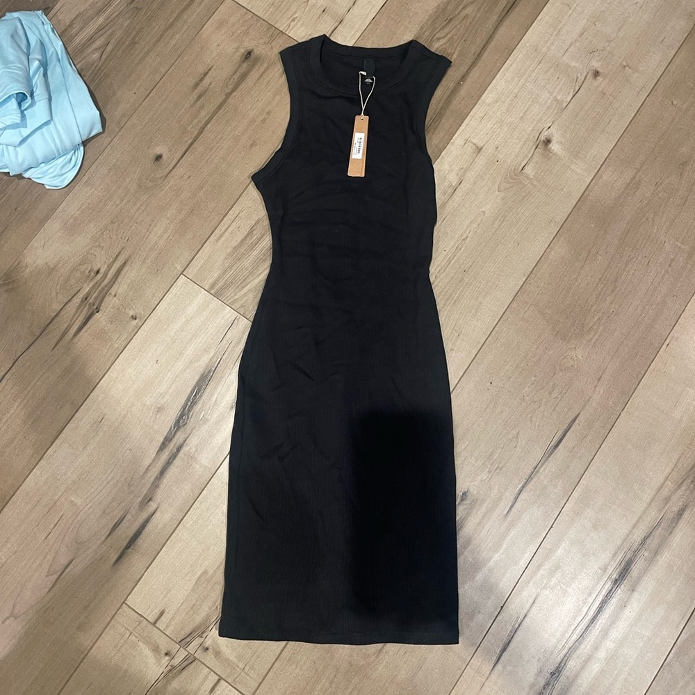 Skims dress new with tags